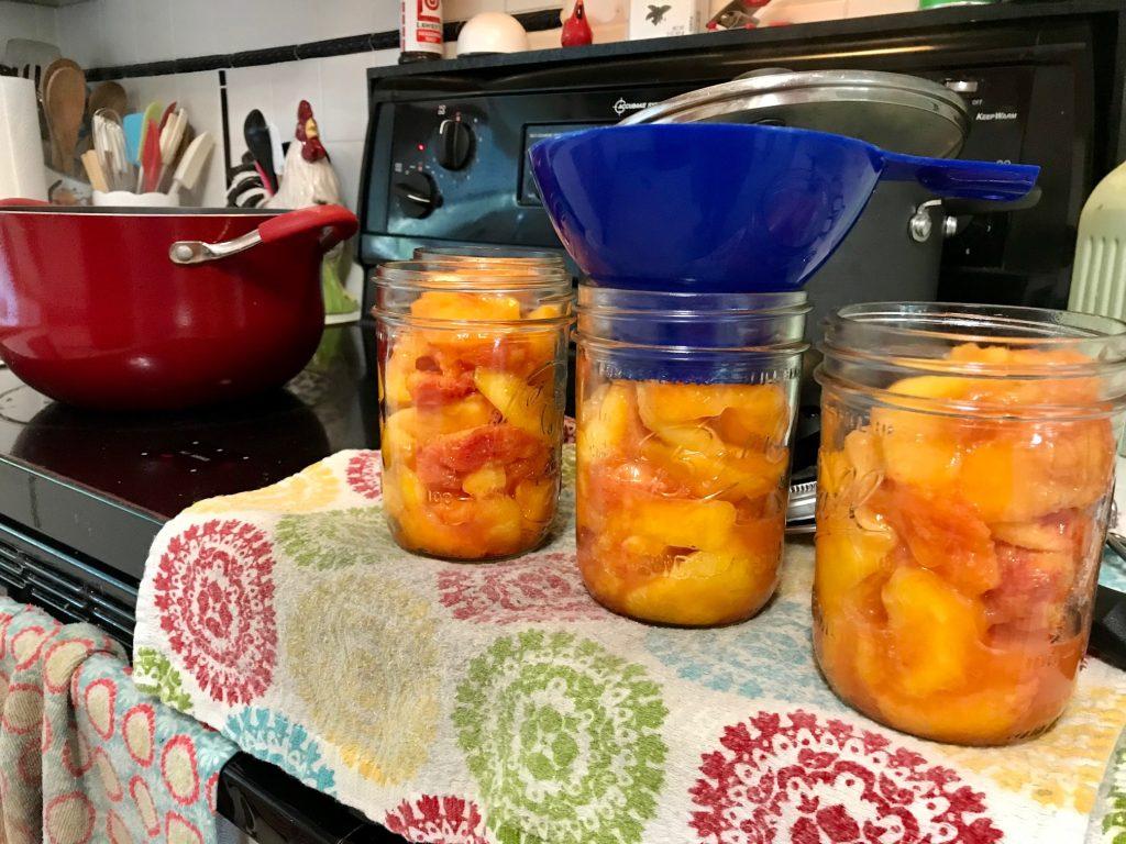 hot packing sliced peaches